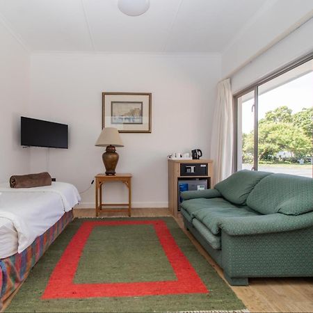 Sandbaai Country House Hermanus Bagian luar foto