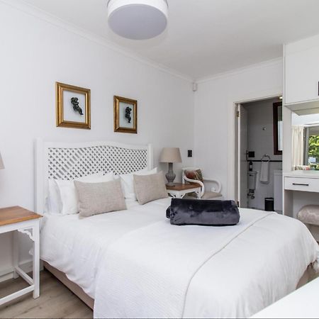 Sandbaai Country House Hermanus Bagian luar foto